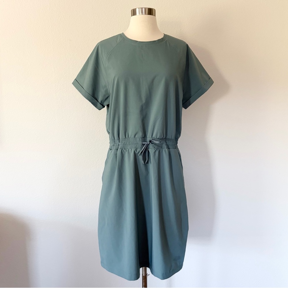 The North Face Never Stop Wearing Dress Goblin Blue Large L